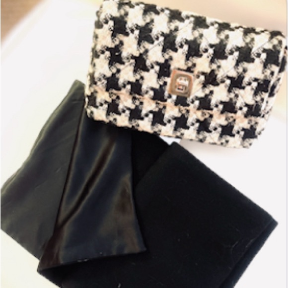 Susan Lazar silk and wool black dress scarf NWOT (Vintage from Neiman Marcus) - Picture 2 of 4